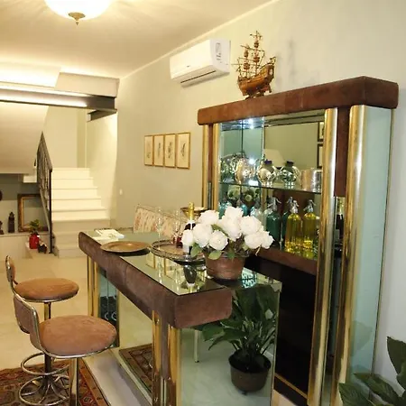 Juliet's Nest In 维罗纳