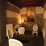 Juliet's Nest In Verona